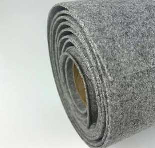 Care sunt principalele caracteristici de performanță ale Needle Punch Nonwoven Felt?